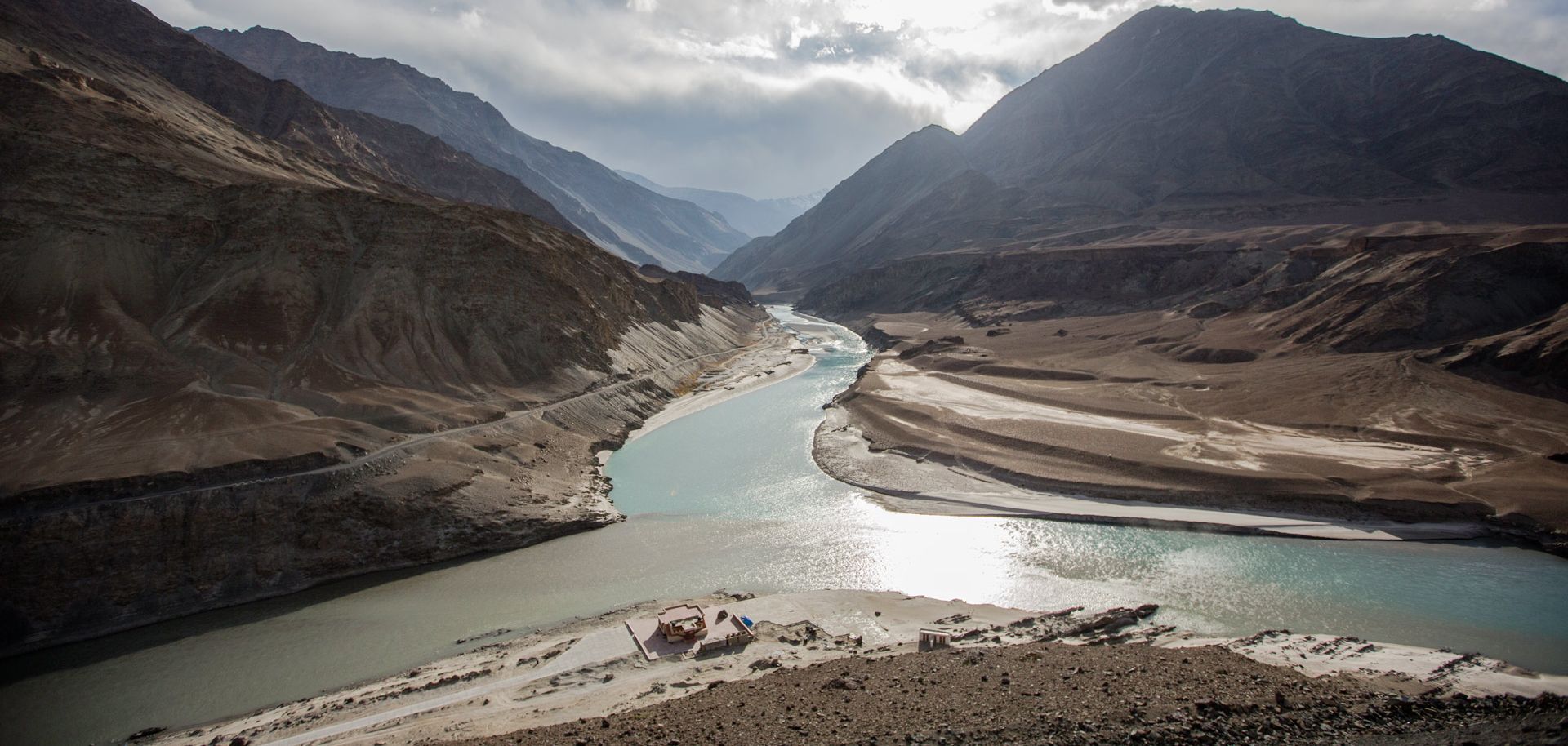 A Dispute in Kashmir Troubles the Waters of the Indus River Basin