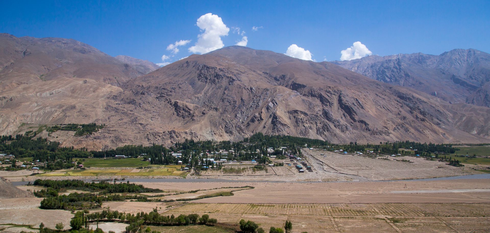 A view of southwestern Tajikistan from the Afghan border town of Qazi Deh. 